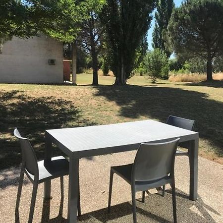 Appartement Arles, Au Calme Proche De La Camargue 6 Εξωτερικό φωτογραφία